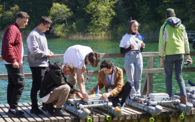 Laivų-dronų paradas Žaliuosiuose ežeruose: ką naujo apie vandenį sužinojo mokiniai?